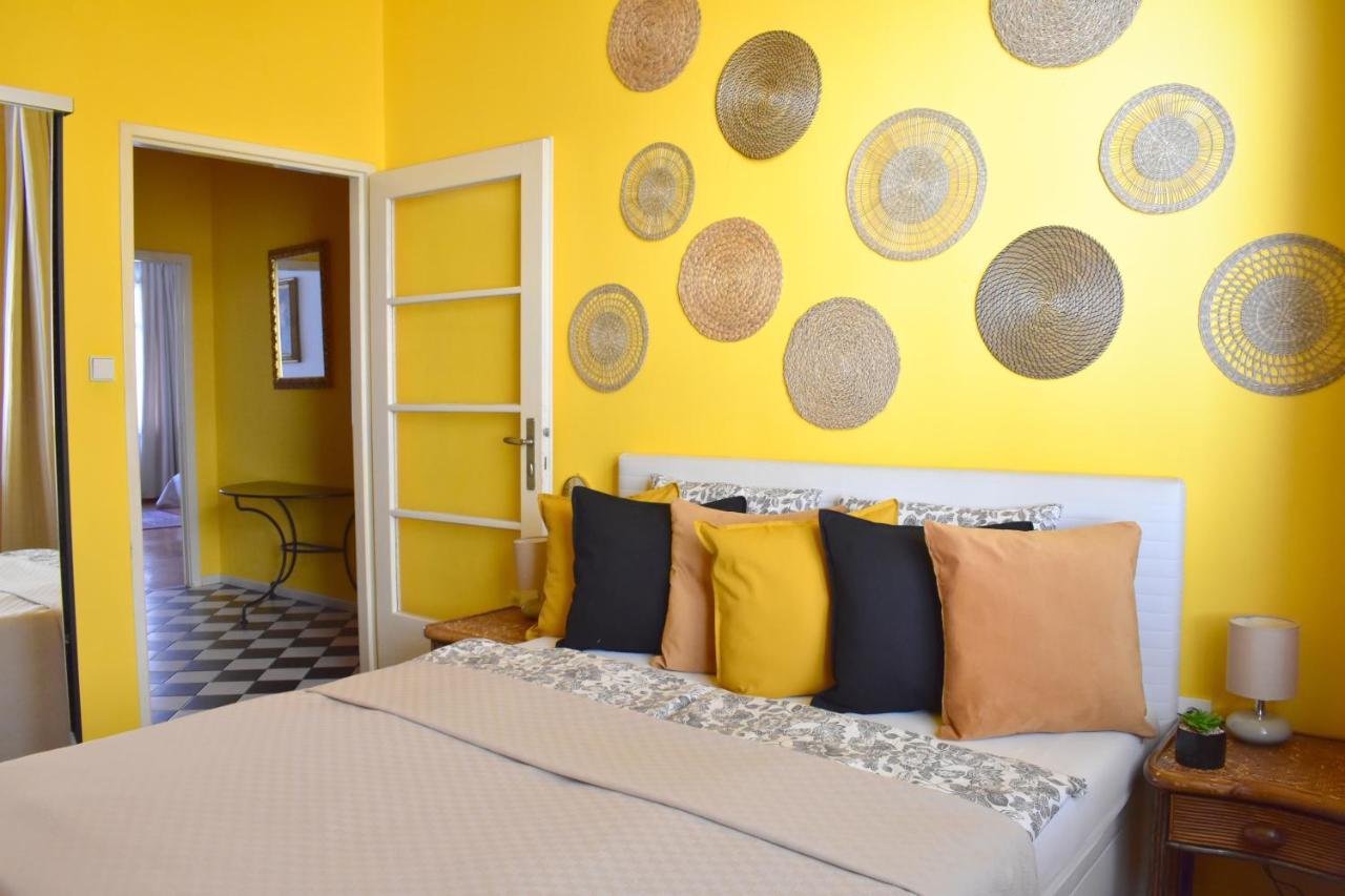 Old Town Konviktska - Bohemian Apartmán